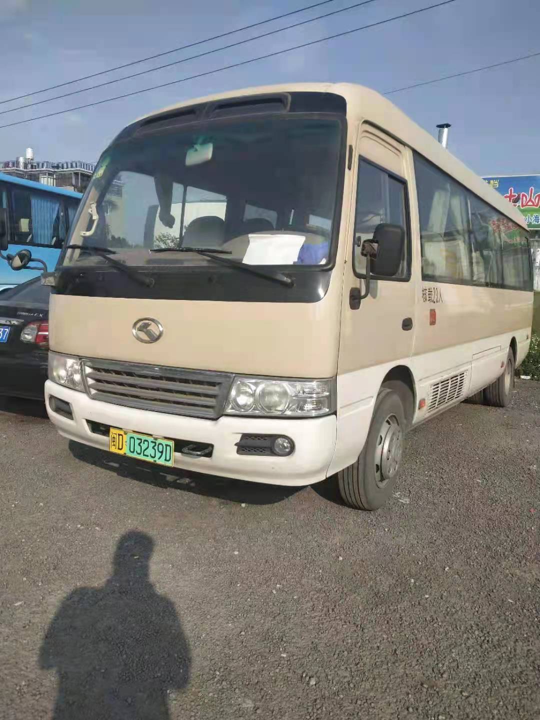 廈門(mén)旅游大巴包車(chē)7座12座19座33座45座帶司機(jī)通勤班車(chē)